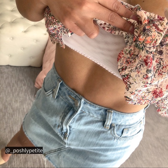 Victoria's Secret lace & mesh flower detail bandeau strapless bra - Picture 5 of 8